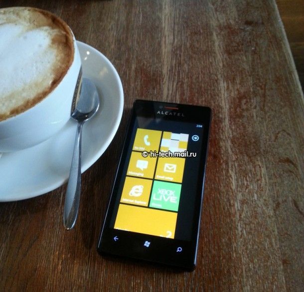 Alcatel протекает новый телефон Windows Phone