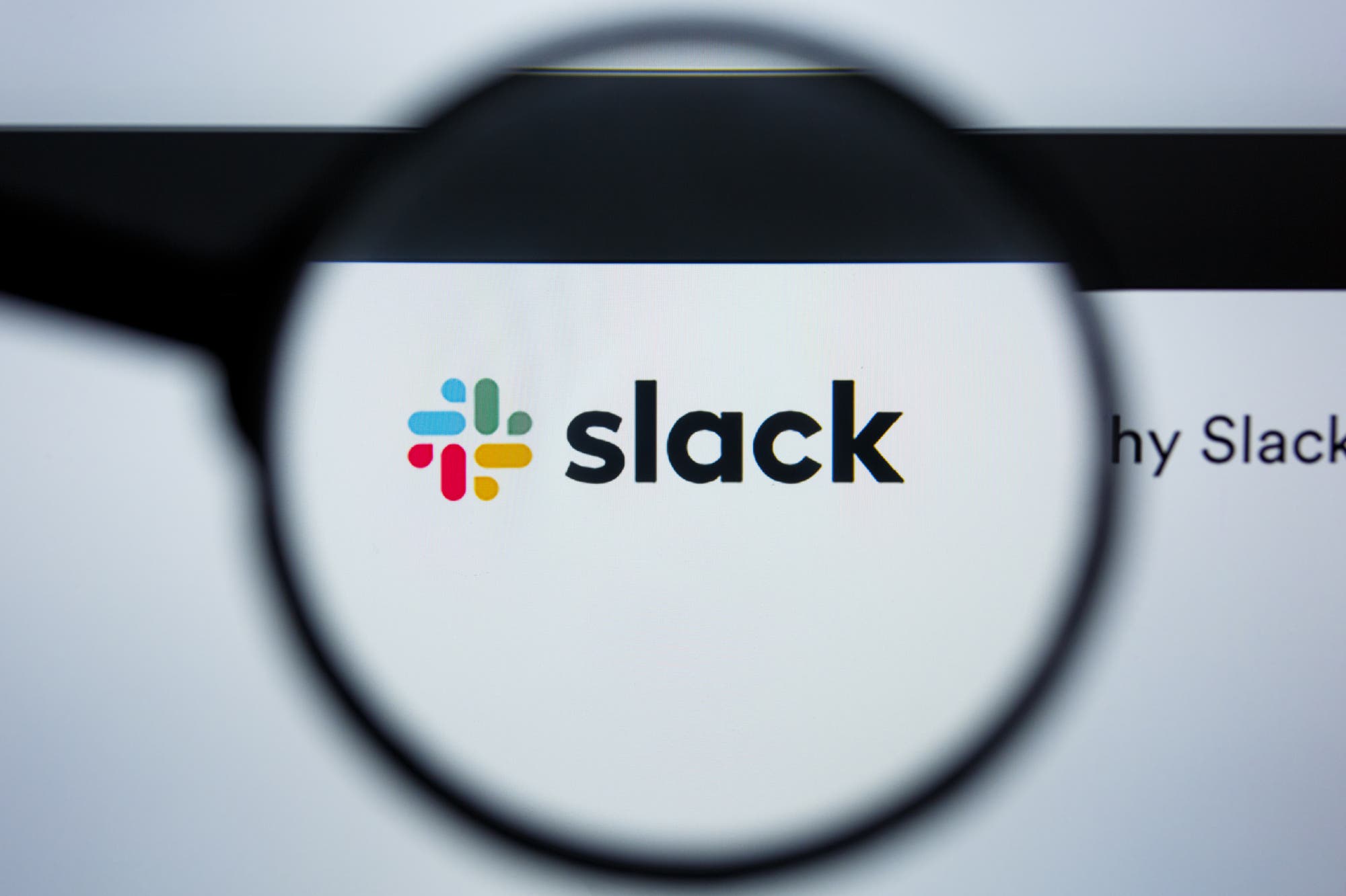 Теперь пользователи Slack могут совершать групповые видеозвонки из команд Microsoft